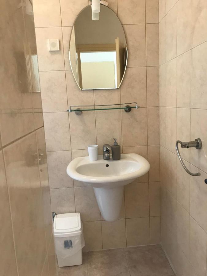 Spacious Bedroom For Two With Pool View - Pansion Hajduk Korcula Exterior photo