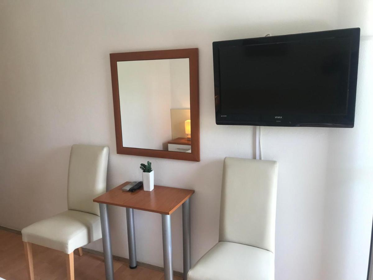 Spacious Bedroom For Two With Pool View - Pansion Hajduk Korcula Exterior photo